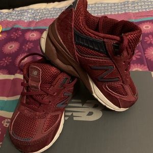 Baby Gently worn New Balance 990 sneakers size 5.5